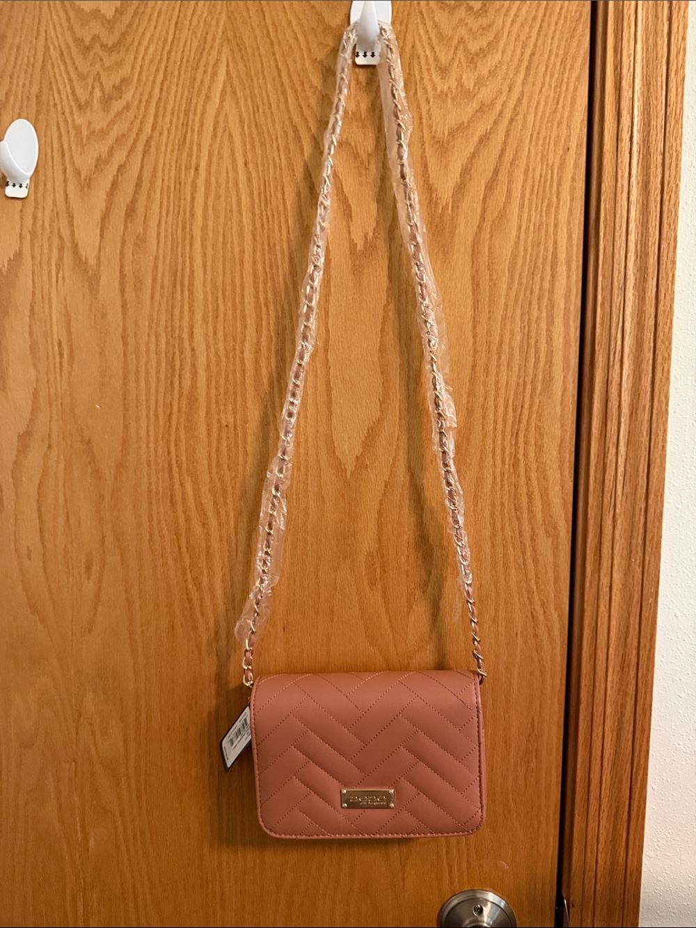 bebe Quilted Crossbody Bag in Dusty Rose/Blush Pink